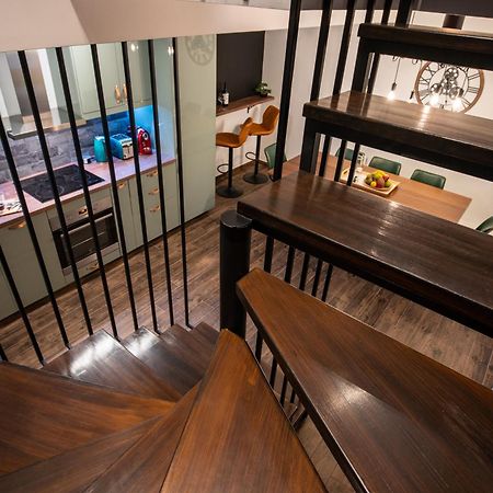 E-House Apartment Brasov Noua エクステリア 写真